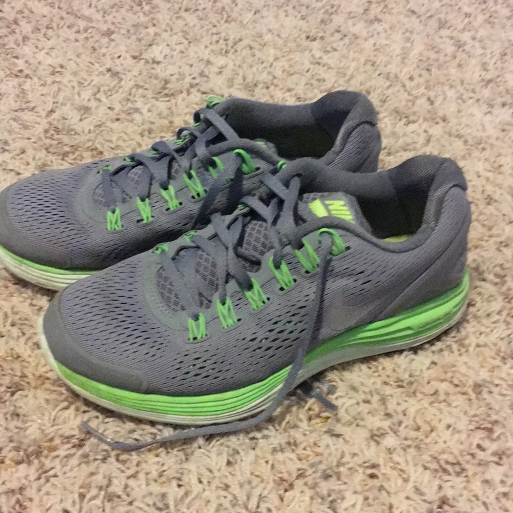 Nike shoes
